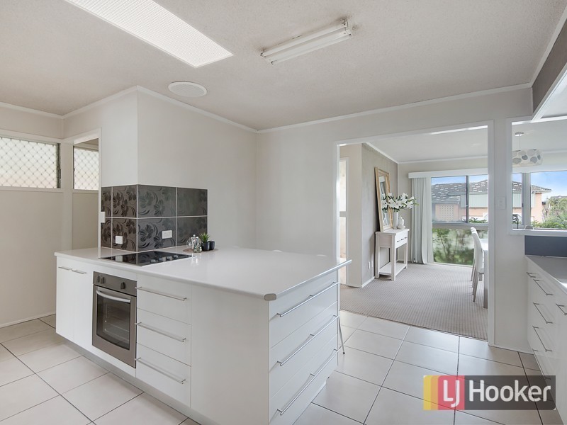 14 Fairlane Street, Chermside West QLD 4032