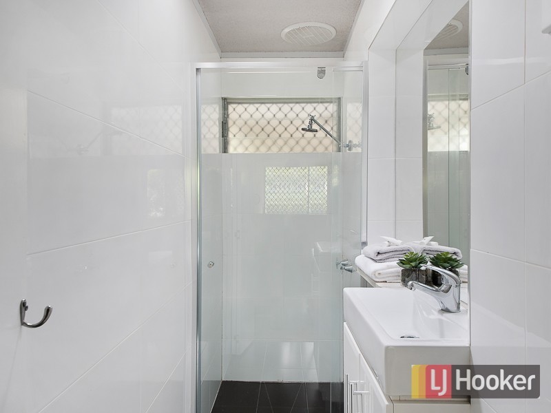 14 Fairlane Street, Chermside West QLD 4032