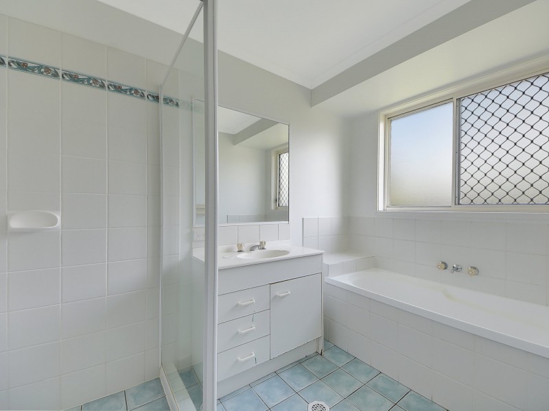 24 Lavender Court, Bray Park QLD 4500