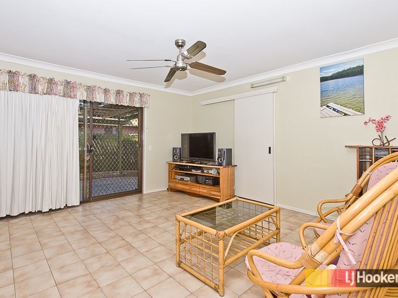 1 Charmaine Ct, Albany Creek QLD 4035