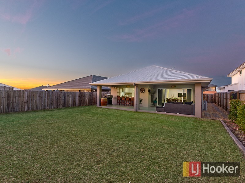 7 Hinton Crescent, Mango Hill QLD 4509