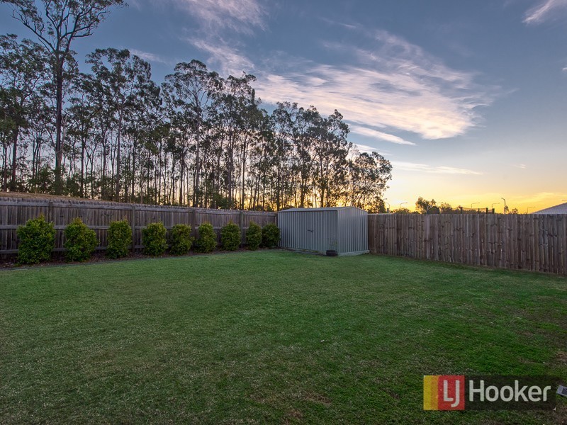 7 Hinton Crescent, Mango Hill QLD 4509