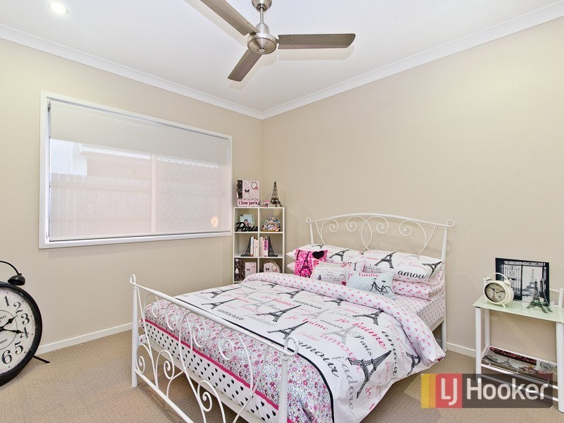 7 Hinton Crescent, Mango Hill QLD 4509