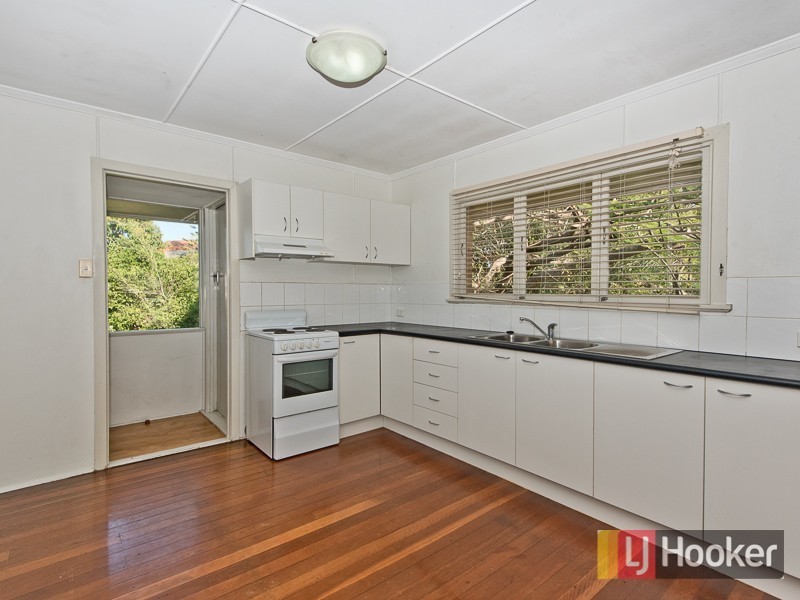 18 Bruce Street, Chermside QLD 4032