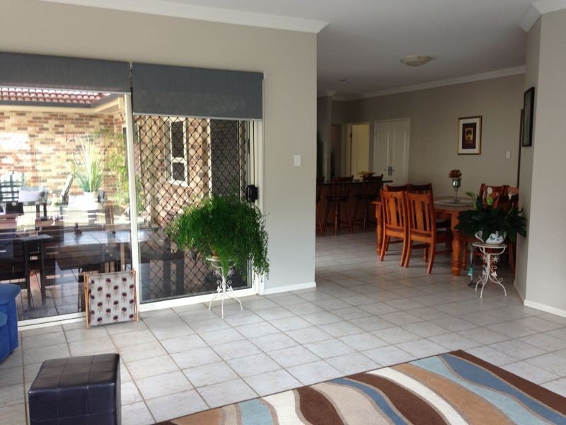 3 Diorama Court, Eatons Hill QLD 4037