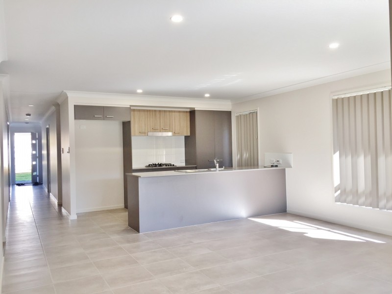 65 Chelsea Crescent, Bridgeman Downs QLD 4035