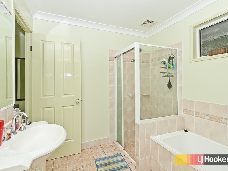 3 Jarrah Place, Fitzgibbon QLD 4018