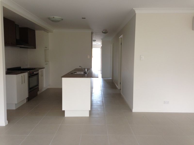 98 Mt Kaputar Avenue, Fitzgibbon QLD 4018