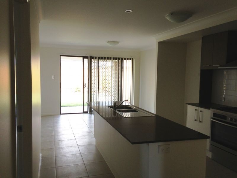 98 Mt Kaputar Avenue, Fitzgibbon QLD 4018