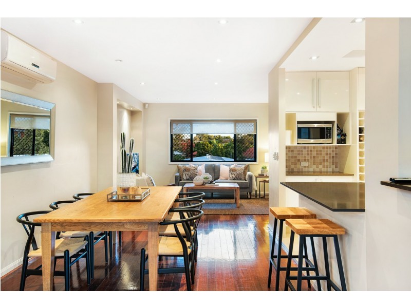 21 Eastbourne Street, Chermside West QLD 4032