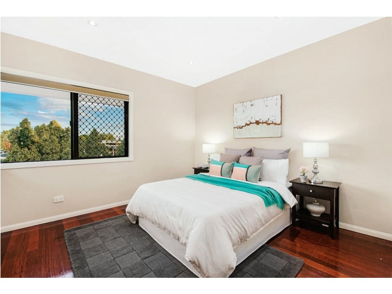 21 Eastbourne Street, Chermside West QLD 4032