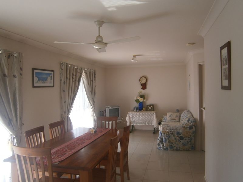 11 Rose Crescent, Fitzgibbon QLD 4018