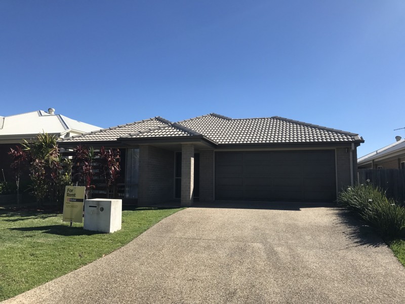 19 Nullarbor Circuit, North Lakes QLD 4509