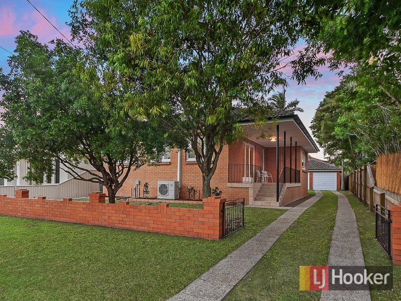 17 Ellamark Street, Banyo QLD 4014
