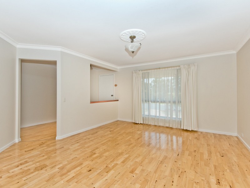 42 Leonarda Drive, Ferny Hills QLD 4055