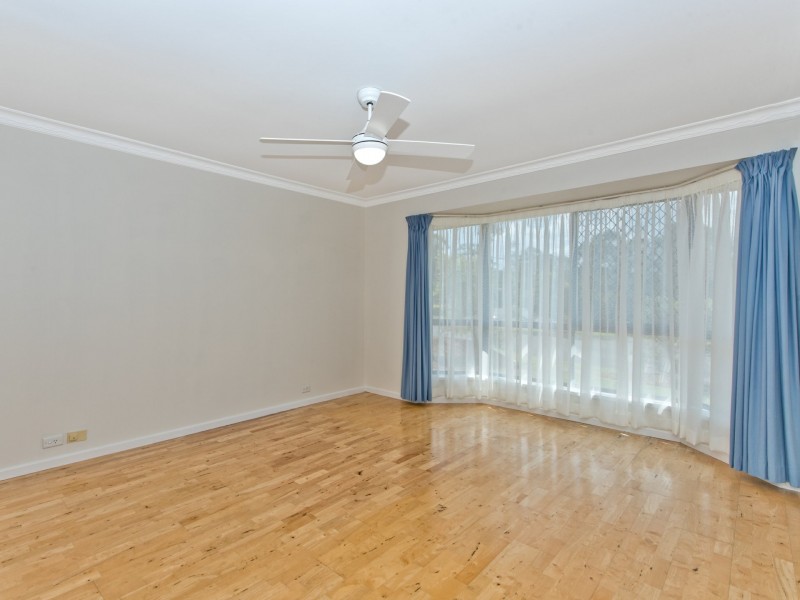 42 Leonarda Drive, Ferny Hills QLD 4055