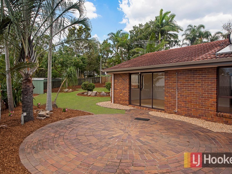 42 Leonarda Drive, Ferny Hills QLD 4055