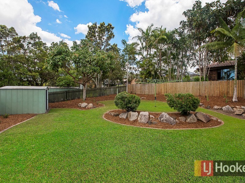 42 Leonarda Drive, Ferny Hills QLD 4055