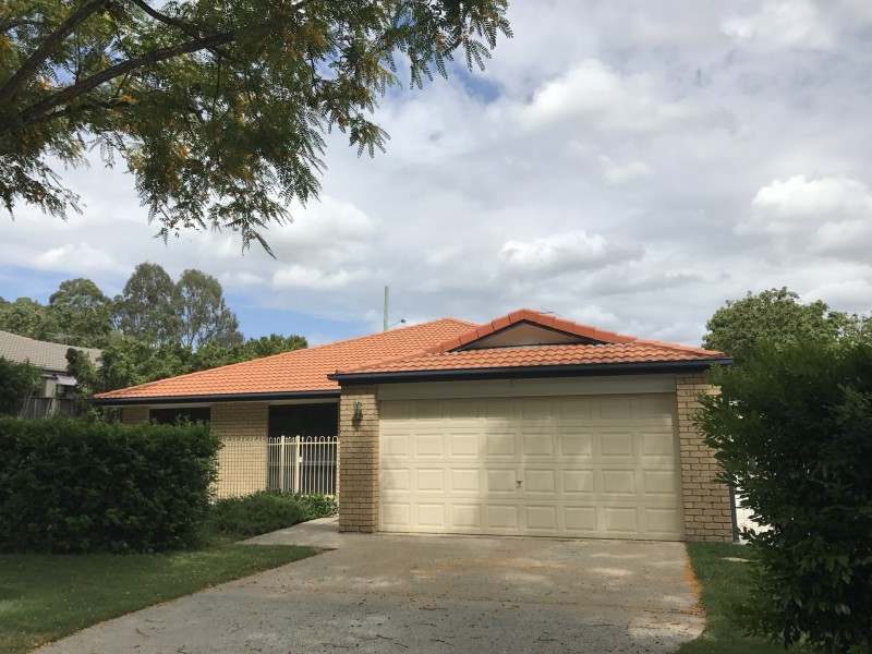 11 Kurrajong Place, Bridgeman Downs QLD 4035
