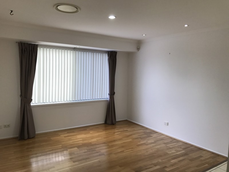 11 Kurrajong Place, Bridgeman Downs QLD 4035