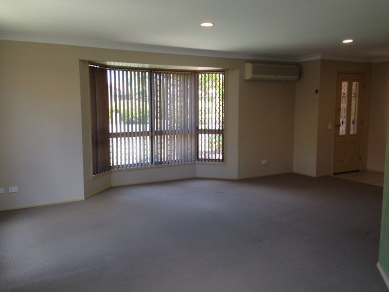 126 Silkyoak Circuit, Fitzgibbon QLD 4018
