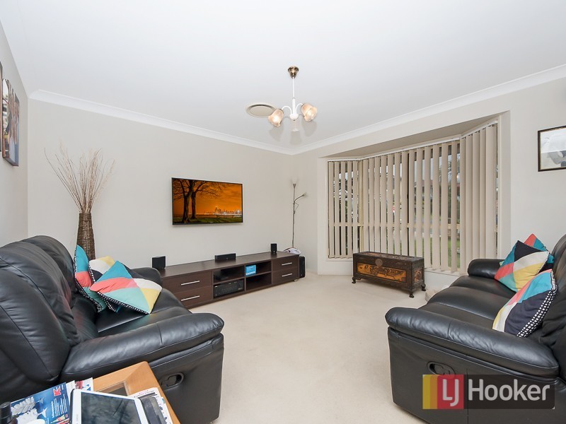 11 Handel Court, Eatons Hill QLD 4037