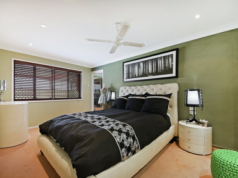 27 McCallum Street, Carseldine QLD 4034