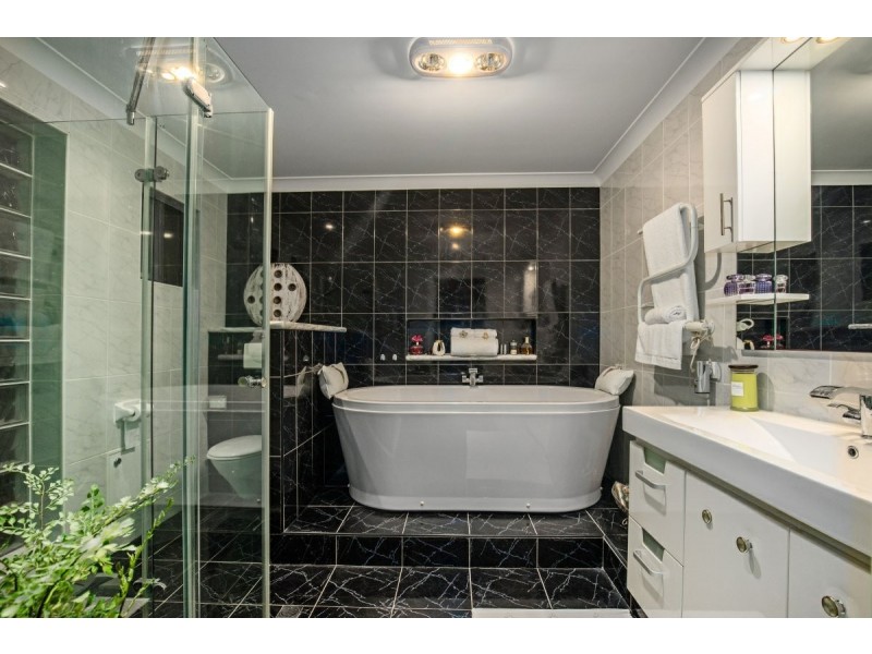 27 McCallum Street, Carseldine QLD 4034