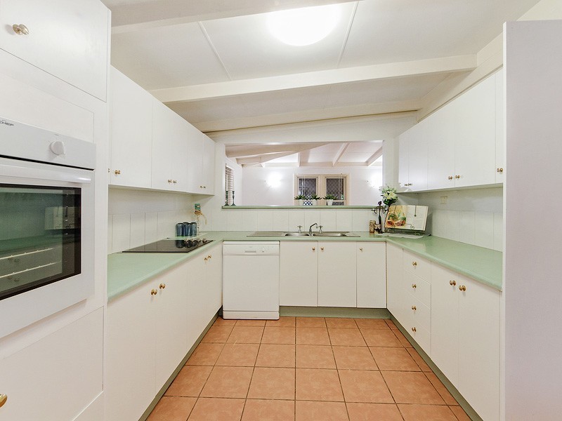 3 Jacaranda Close, Fitzgibbon QLD 4018
