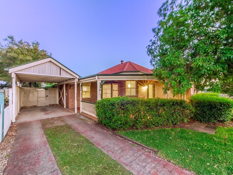 3 Jacaranda Close, Fitzgibbon QLD 4018