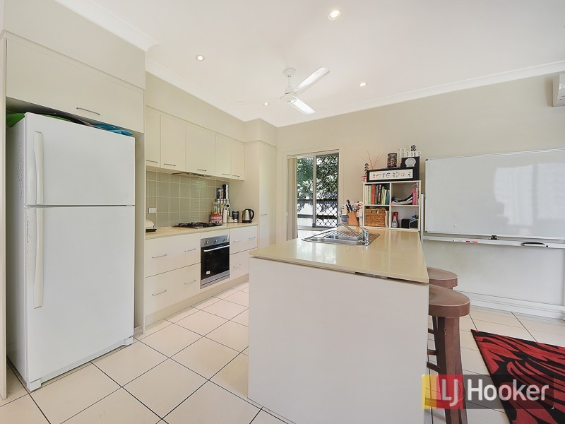 9 Crowcombe Place, Carseldine QLD 4034