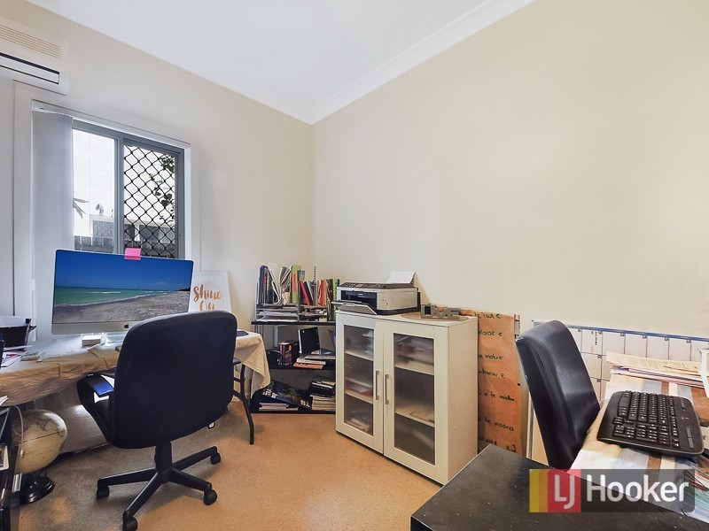 9 Crowcombe Place, Carseldine QLD 4034