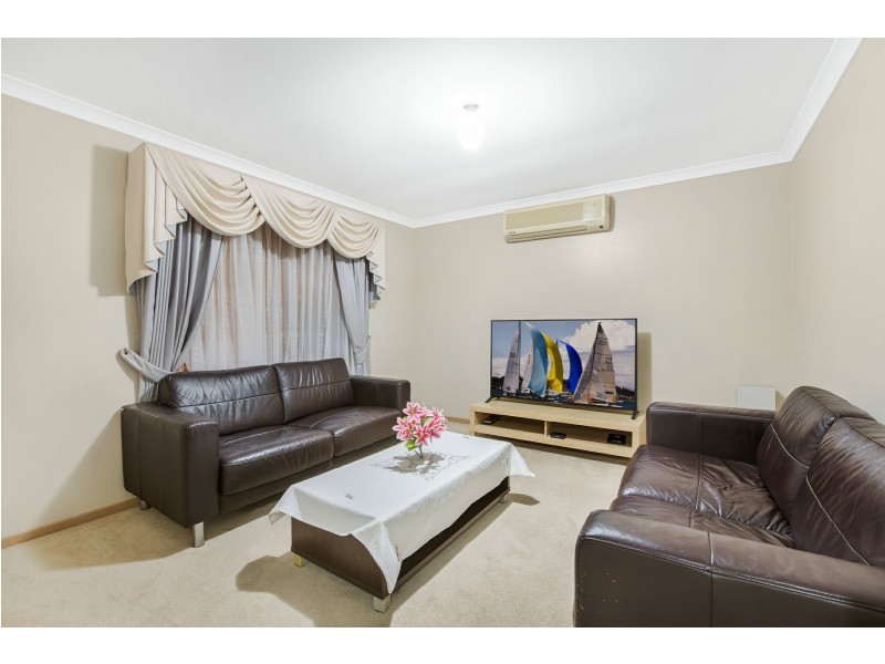 4 Latrobe Street, Fitzgibbon QLD 4018