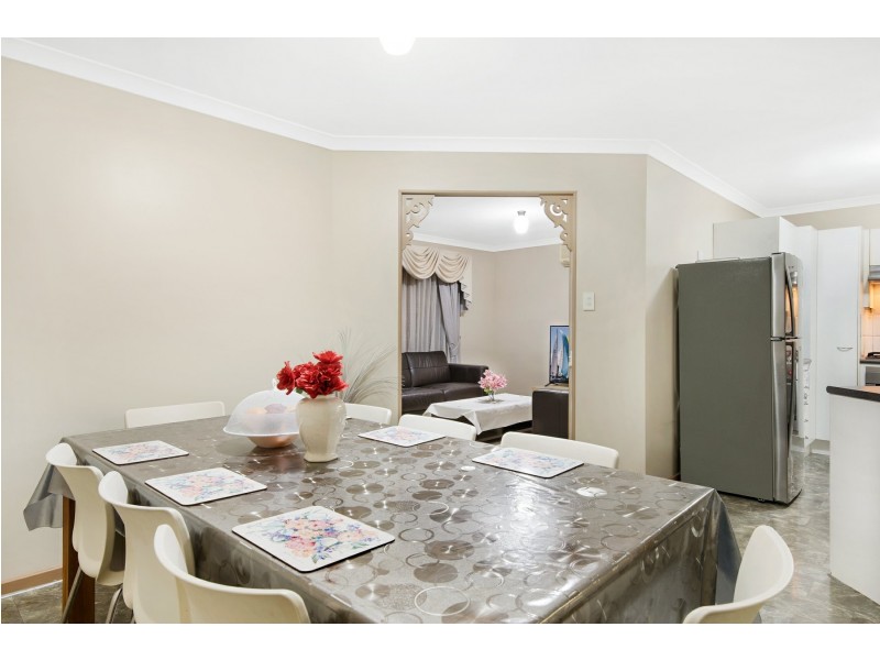 4 Latrobe Street, Fitzgibbon QLD 4018