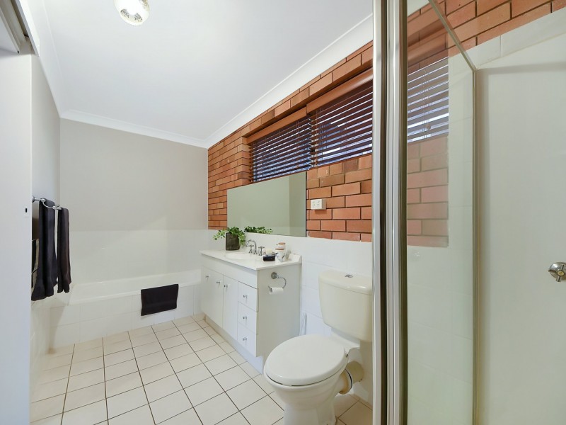 17 Janelle Street, Aspley QLD 4034