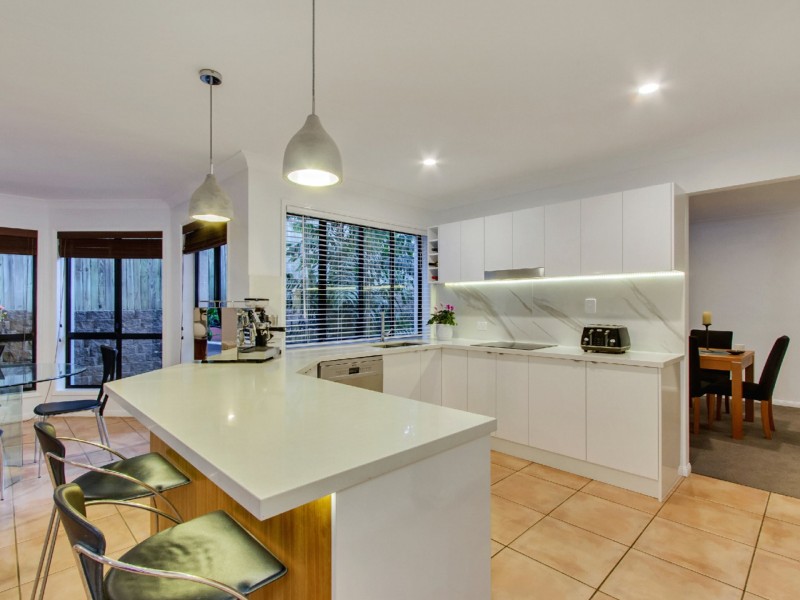 25 Casuarina Street, Bridgeman Downs QLD 4035