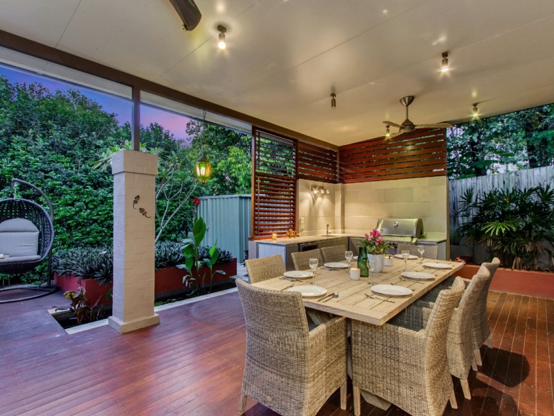 25 Casuarina Street, Bridgeman Downs QLD 4035