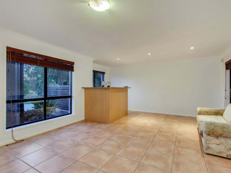 25 Casuarina Street, Bridgeman Downs QLD 4035