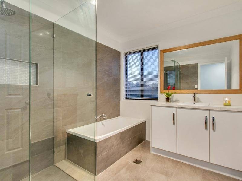 25 Casuarina Street, Bridgeman Downs QLD 4035