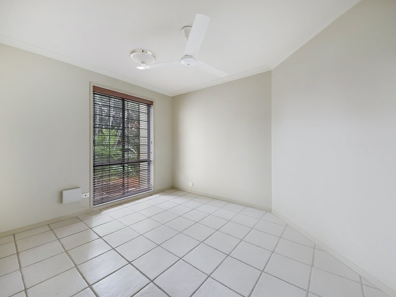 5 Tynedale Place, Carseldine QLD 4034