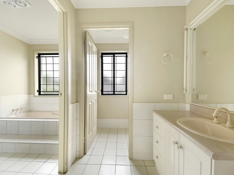 5 Tynedale Place, Carseldine QLD 4034