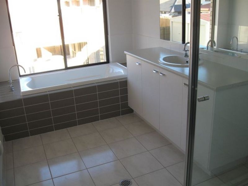 3 Cadbury Street, Carseldine QLD 4034