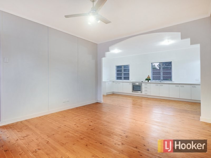 98 Crowley Street, Zillmere QLD 4034