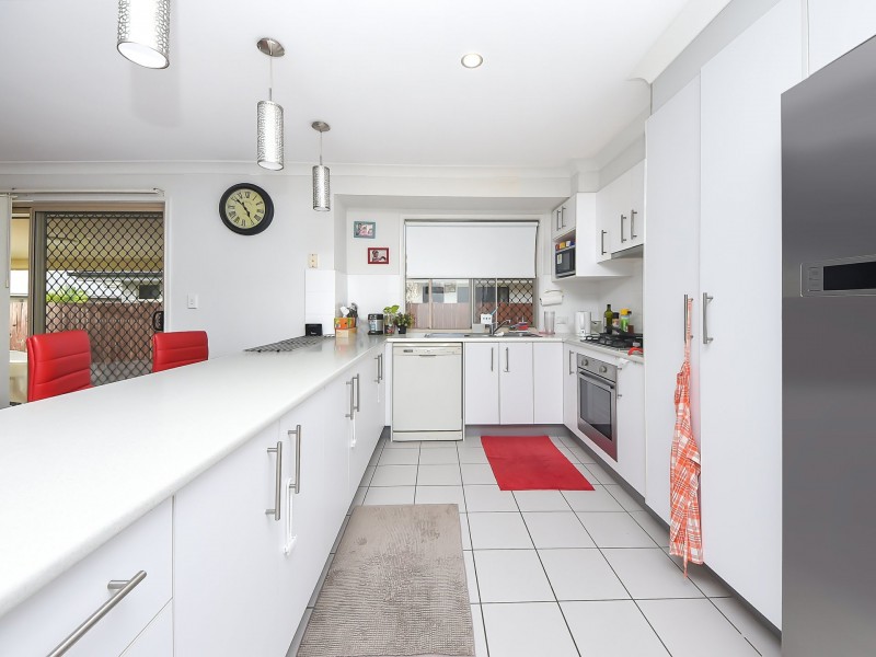 12 Matthew Street, Carseldine QLD 4034