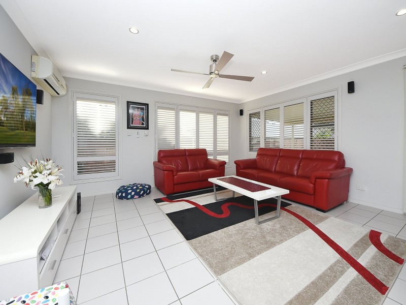 12 Matthew Street, Carseldine QLD 4034