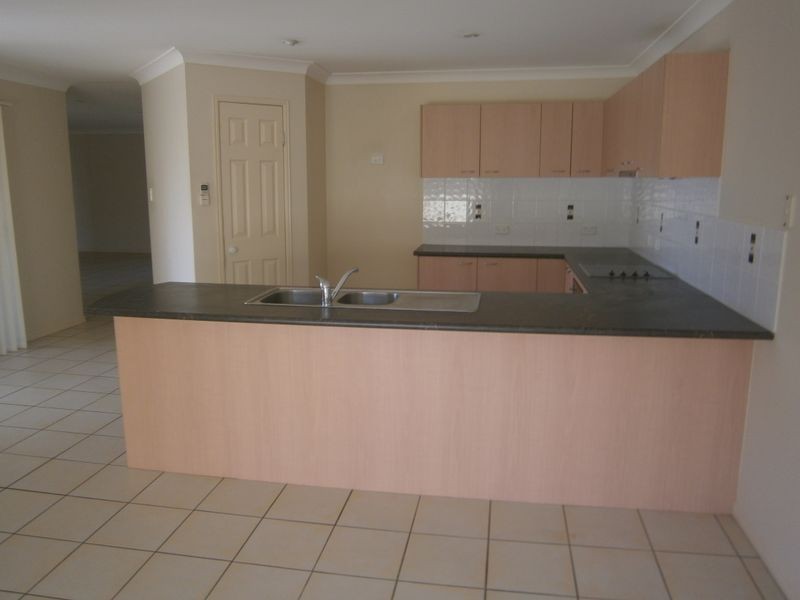 14 Jackwood Ct, Morayfield QLD 4506