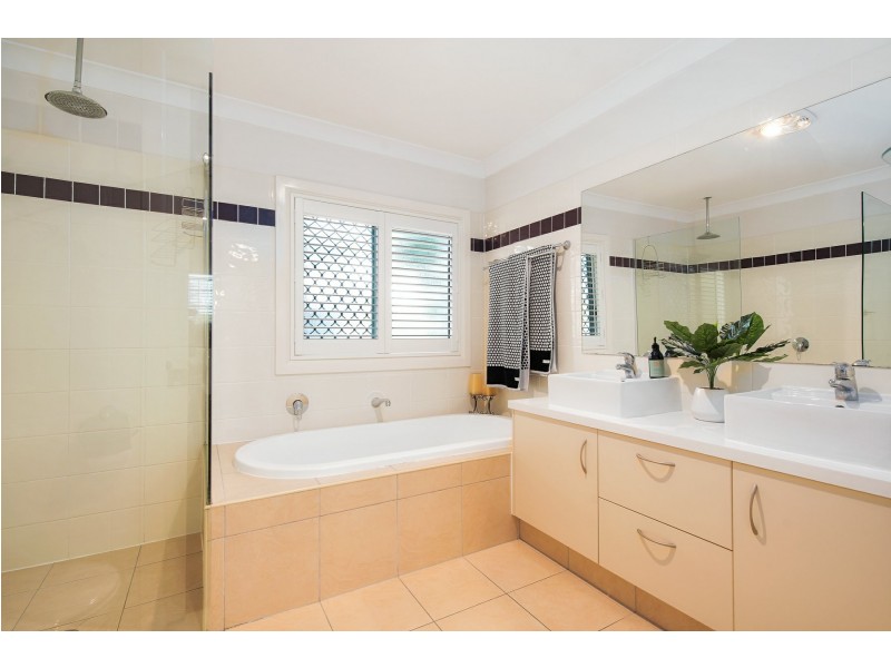 44 Larcombe Street, Zillmere QLD 4034