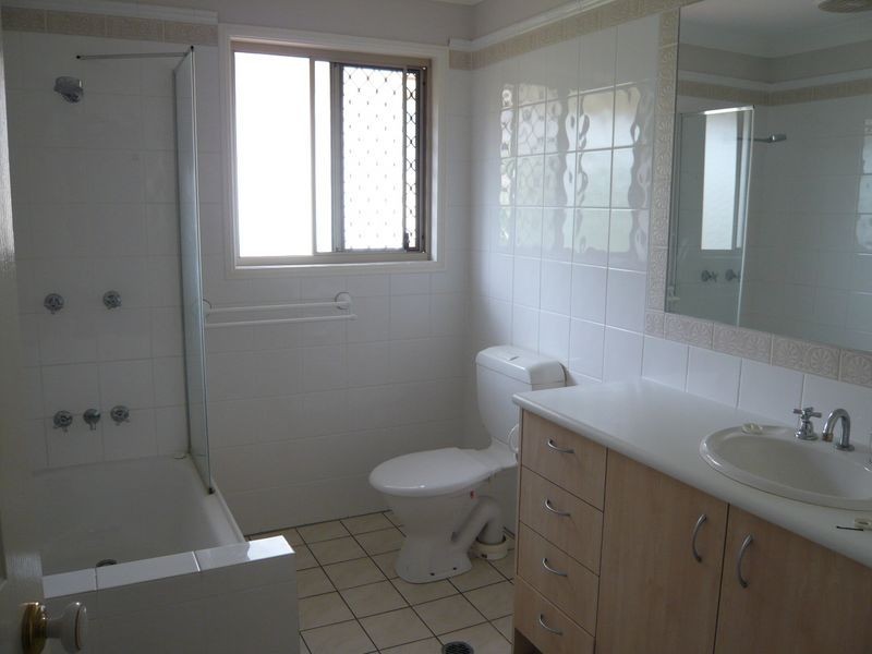 39 Farnell Street, Chermside QLD 4032
