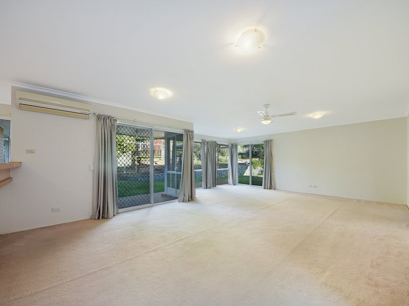 18 Martindale Street, Chermside West QLD 4032