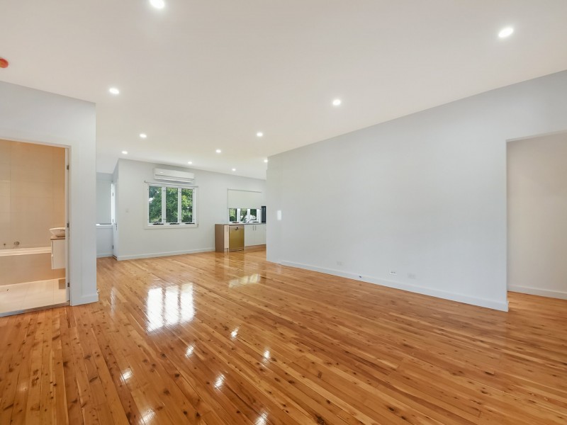 12 Tathra Street, Stafford QLD 4053